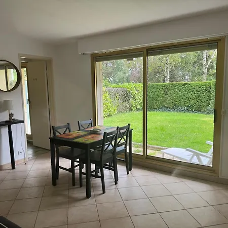 Avec Jardin Prive A Apartment Deauville